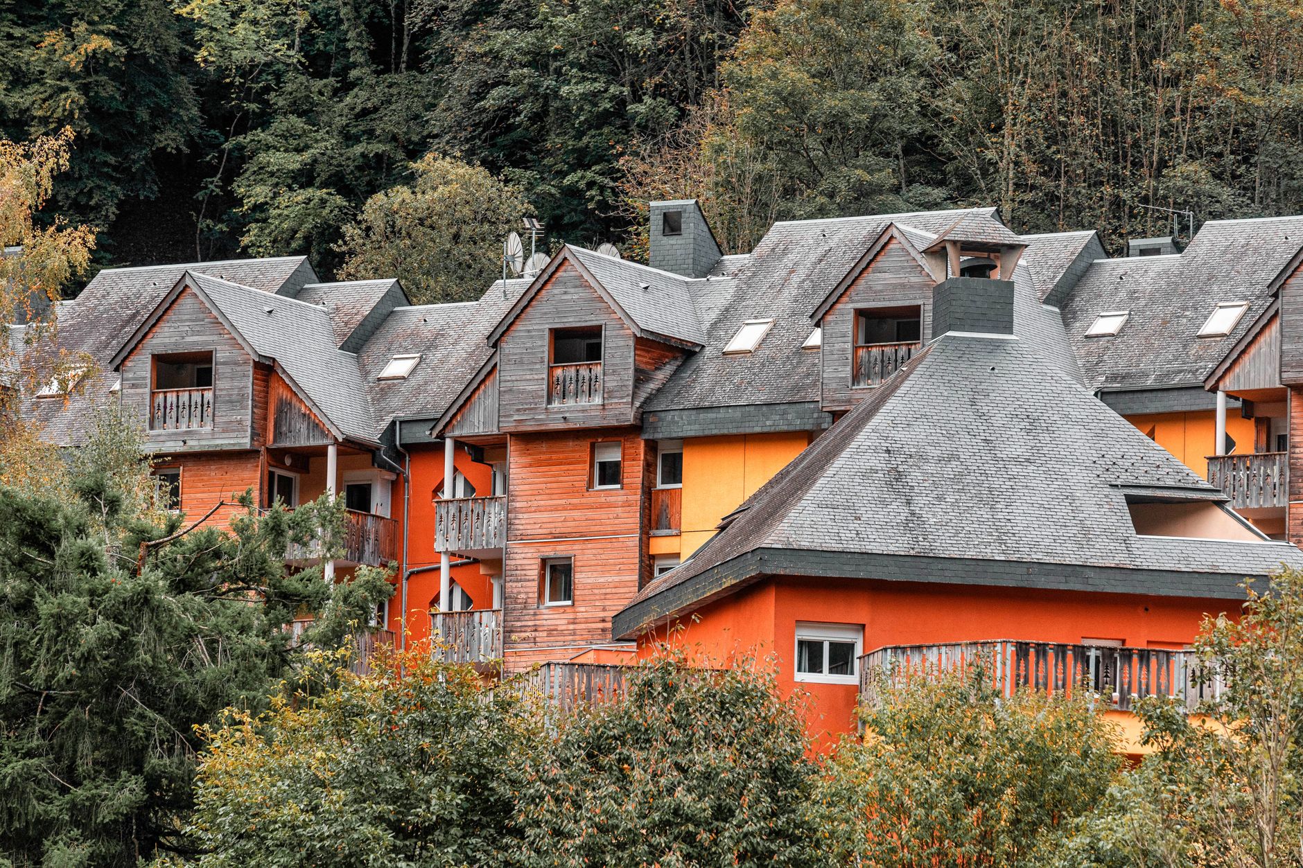 What Every Homeowner Should Know About Residential Roofing